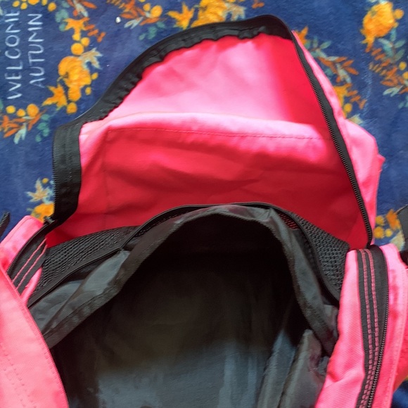 Pink backpack - Picture 5 of 6